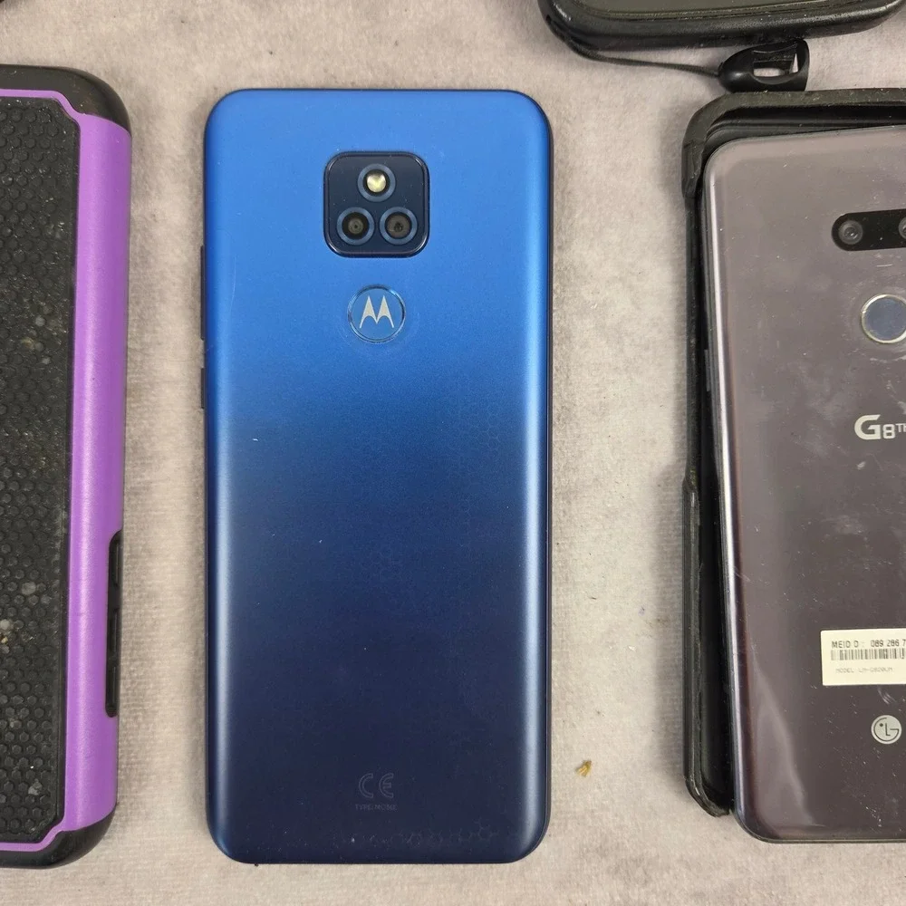 Smartphone Lot for Parts LG G8 ThinQ Motorola Moto G Fast Samsung Kyocera ZTE